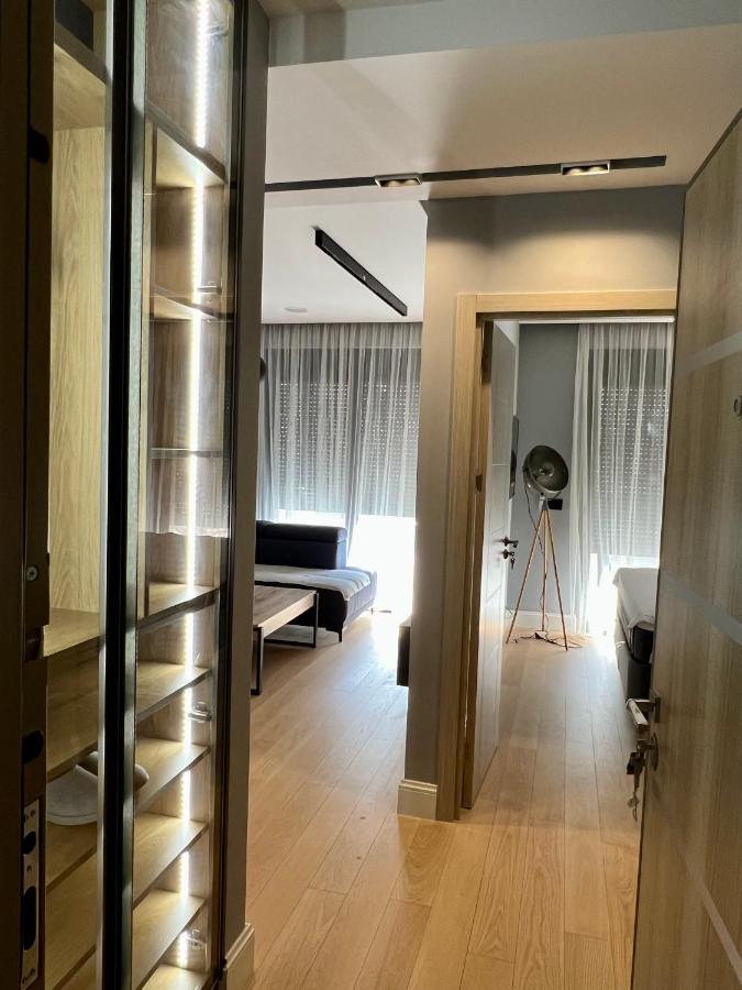 Coin Apartments Ulcinj Ruang foto